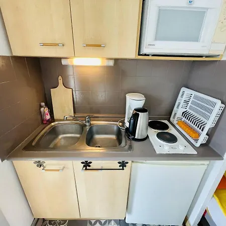 아파트 Studio Cap D'agde, 2 Pieces, 5 Personnes - Fr-1-723-53 *